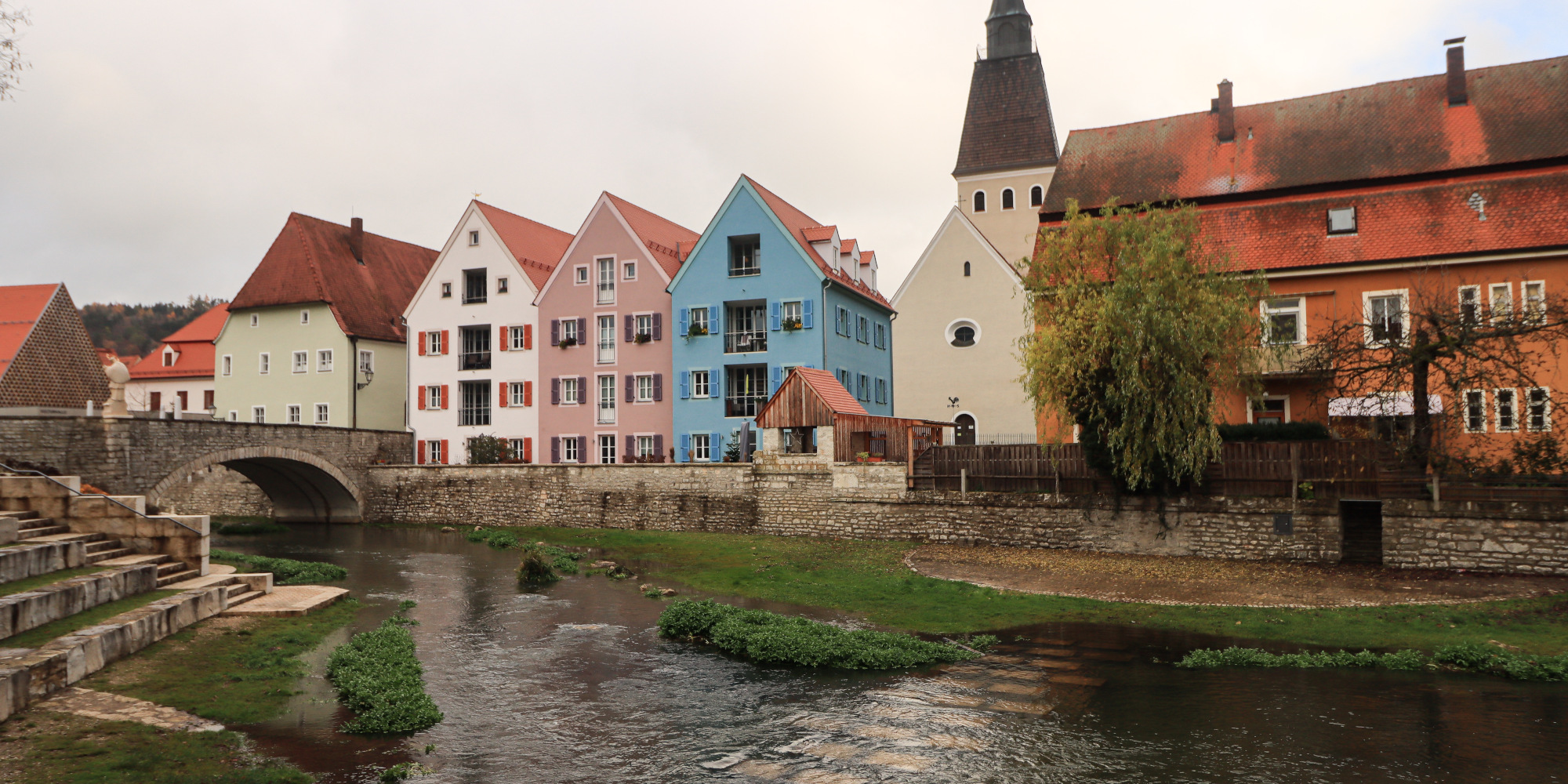 Hans-Kuffer-Park an der Sulz mit Berchinger Vorstadt 