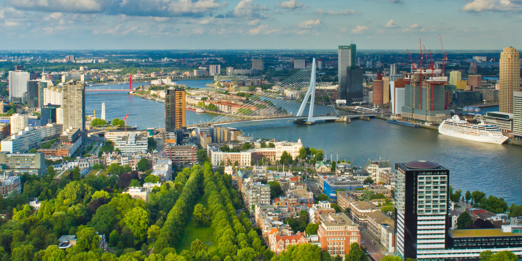 Panoramablick auf Rotterdam in Niederlande 